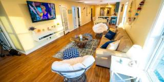 28 Central Avenue Gallery 6