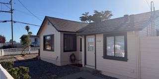 This two-bedroom, one-bath home in Upper Seaside This two-bedroom, one-bath home in Upper Seaside Gallery 18