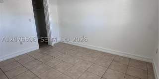 8615 SW 68th Ct Gallery 8