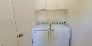 Spacious 3 Bedroom Canoga Park House Gallery 20
