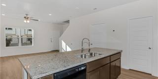 601 W 24th Street unit: 112 Gallery 4