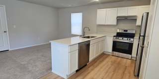 Move-In Ready 3 Bed, 2.5 Bath Home in Desirable Port Orchard Neighborhood Move-In Ready 3 Bed, 2.5 Bath Home in Desirable Port Orchard Neighborhood Gallery 8