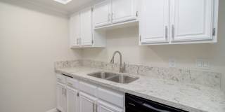 Newly Remodeled 2 Bed / 2 Bath  Upstairs Condo In Colton! Gallery 4