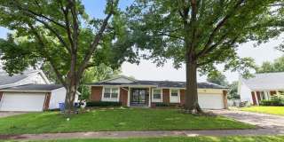 Charming 4BR House in Florissant Gallery 1