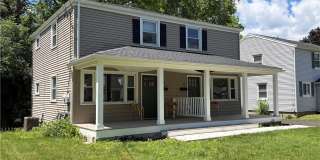 18 Briggs Avenue Gallery 1