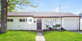 4851 North Kenyon Drive Gallery 1