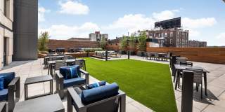 360 Huguenot Gallery 1