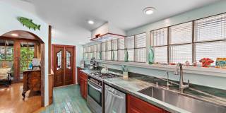 Ever dreamed of living under the sea?! Gallery 9