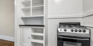 825 Pine Street Gallery 4