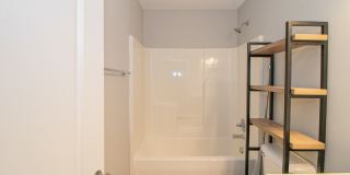 1718-H Thistlewood Dr Gallery 9