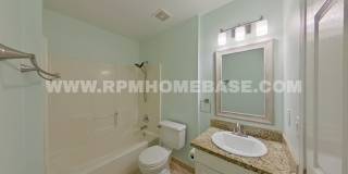 Charming 3-Bedroom Home with Brand New Windows, Garden Yard and Coffee Bar in Navarre Gallery 15