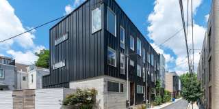 936 N LEITHGOW Street 936 N LEITHGOW Street Gallery 1