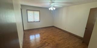 Move-In Ready! 605 E Maplewood St Gallery 8