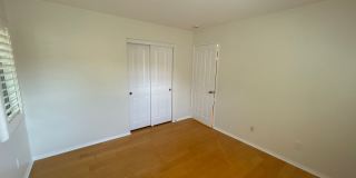 New! 3BD/2.5BA Two-Story Condo in Qual Hill Irvine! *MOVE-IN SPECIAL* Gallery 24