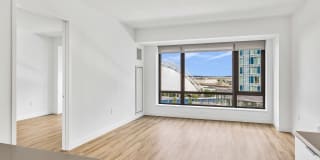 Ora Gallery 57