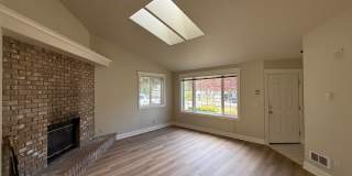 Charming No-Stairs Rambler – Move-In Ready & Minutes from Boeing Charming No-Stairs Rambler – Move-In Ready & Minutes from Boeing Gallery 6