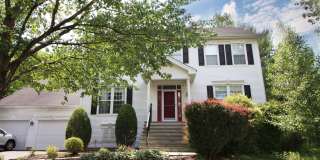 15 KENTSDALE Drive Gallery 1