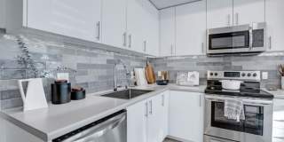 Martingale Gallery 12