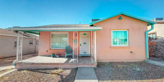 Charming 3 bedroom, 2 bath home in Central El Paso! Special No admin fee, $29 application fee! Gallery 1