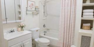 254 W Franklin St Gallery 8