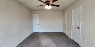 Two Story 3/2.5/2 Duplex close to Creekside Shopping and Entertainment! / Fridge / Fenced in yard /CISD Gallery 17