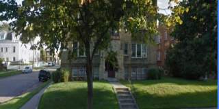 Charming Brick Historic Apartment in the Heart of Vibrant Hamline-Midway Gallery 4