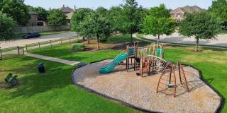 400 Trailside Drive Gallery 38