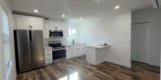 521 W 78th 1/2 Gallery 6