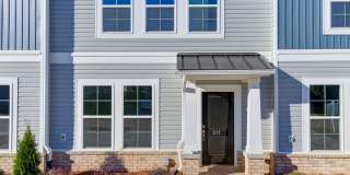 ENJOY LIVING DOWNTOWN ON THE BROAD RIVER Gallery 1