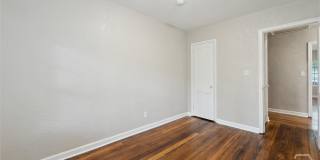 1313 E 55th Street Gallery 20