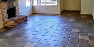 Room in 2 Bedroom Home in San Antonio Gallery 6