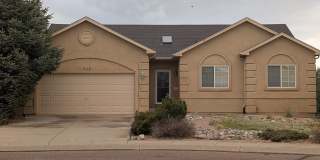 Ranch style home off the beaten path and still close to everything Gallery 1