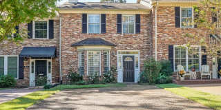 Spacious 2/2.5 Townhome! Spacious 2/2.5 Townhome! Gallery 1