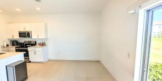 Annual – Unfurnished 3-bed 2-bath townhome in Nokomis Gallery 9