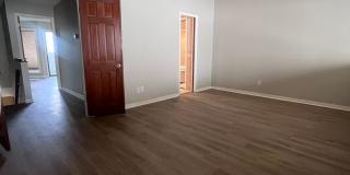 Beautifully Renovated 2 Bedroom, 2.5 Bathroom Townhome with Oversized Two-Car Garage in Tampa, FL Gallery 20