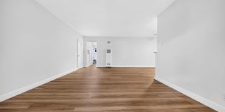 7245-51 Willoughby Ave. Gallery 7