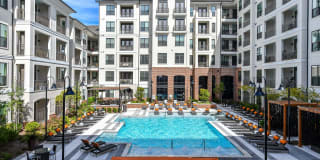 Gateway Chastain Gallery 2