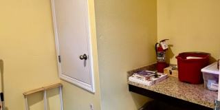 5 bedroom home with fenced in yard!!! Gallery 30