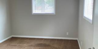 Charming 4 BR, 2 BA, Close to MTSU, 1 Car Garage, Large Carport Gallery 18