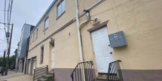 458 E GIRARD Avenue Gallery 8