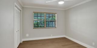 4440 NE 17th Terrace Gallery 21