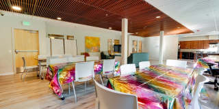 30 Bellevue Gallery 2