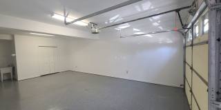 Newly Renovated - 2 Bedroom, 2.5 Bath Townhome Near Med Center - Available 08/05! Gallery 7
