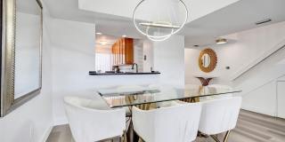 270 Captains Walk Gallery 23