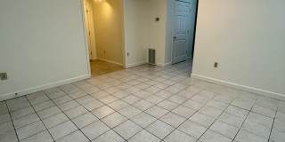 Prime location 2 Bedroom 1 Bath with Den Downtown Gallery 4