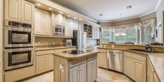 19114 Autumn Gdn Gallery 12