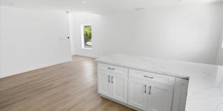 14167 Calvert St Gallery 11