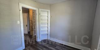 437 1/2 Riehl Street Gallery 11
