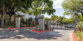 The Lola The Lola Gallery 32