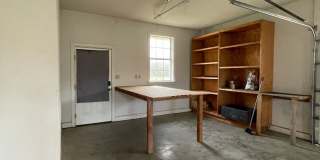 Spacious country home for lease Gallery 29